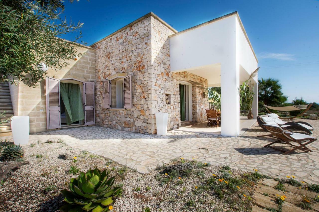Le Gioie - Villa Macchia Mediterranea - Splendida Villa Vista Mare Immersa Nel Verde Torre Pali Exteriör bild